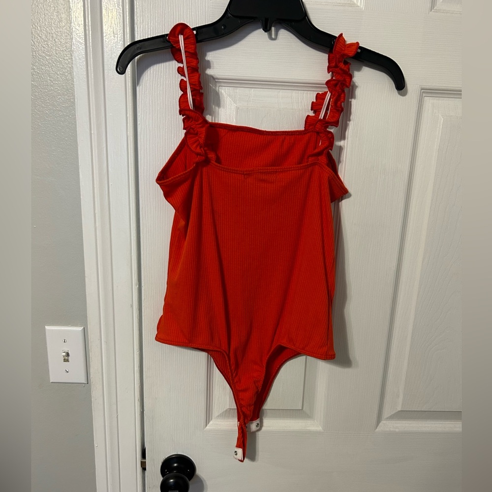 Red Ruffled Strap Fitted Bodysuit - Picture 2 of 3